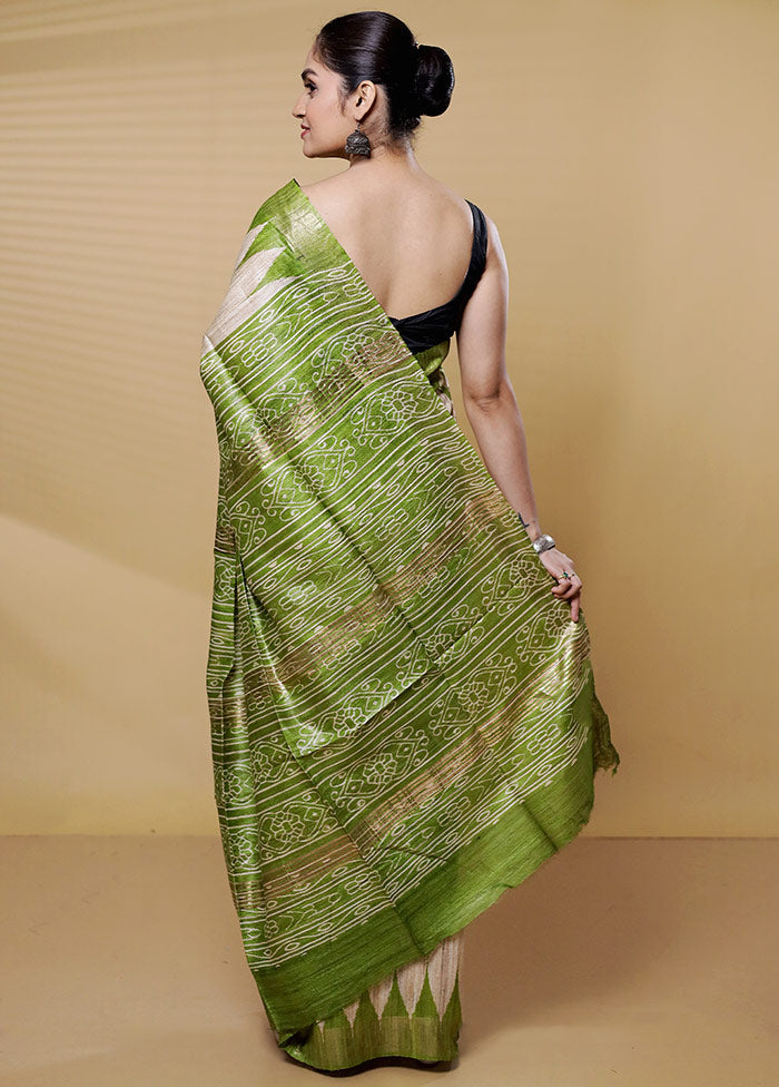 Cream Tussar Silk Saree With Blouse Piece