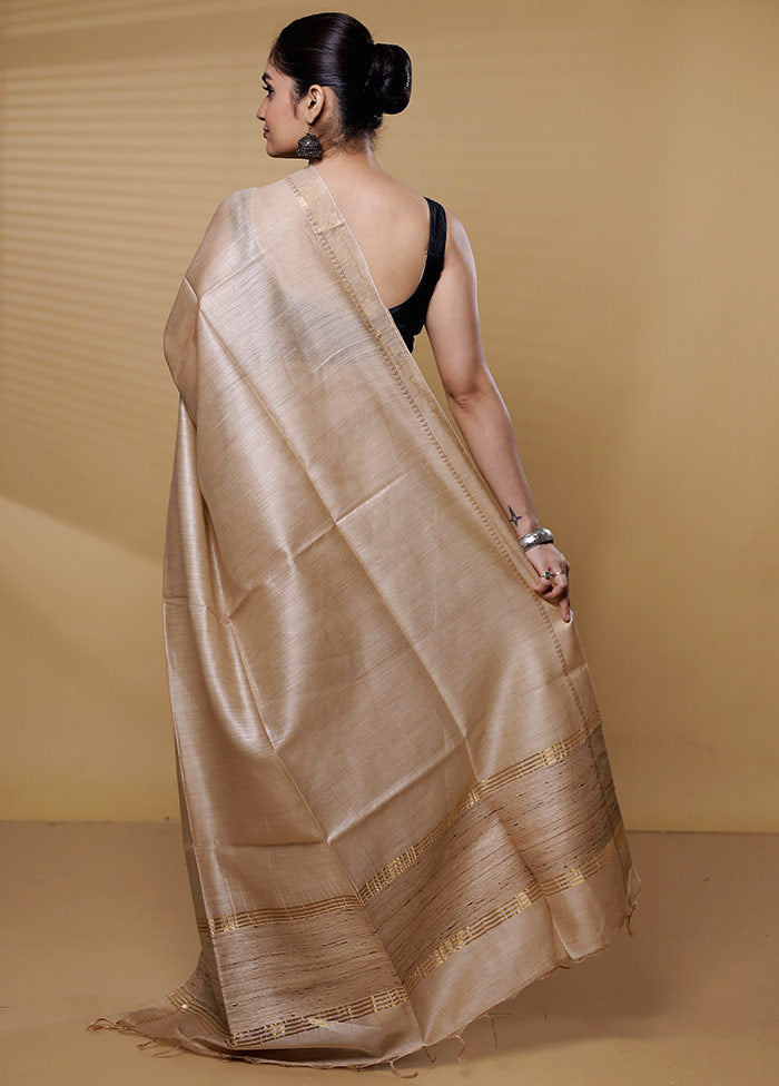 Cream Tussar Silk Saree With Blouse Piece