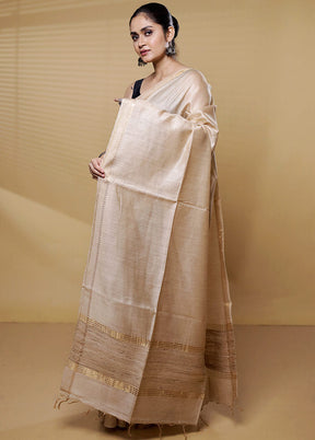 Cream Tussar Silk Saree With Blouse Piece