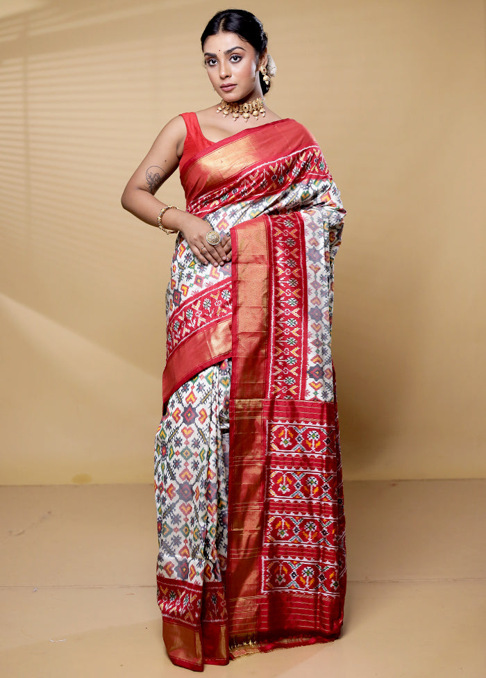 Cream Handloom Ikkat Pure Silk Saree With Blouse Piece