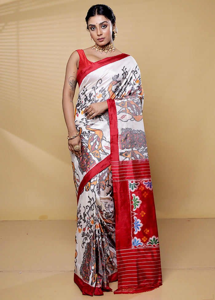 Cream Handloom Ikkat Pure Silk Saree With Blouse Piece