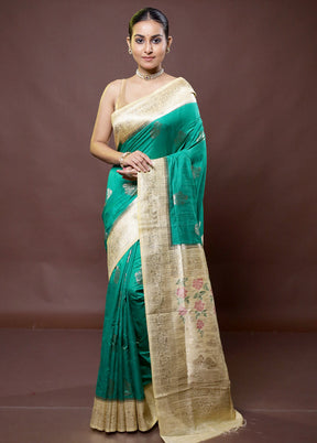 Green Dupion Silk Saree With Blouse Piece