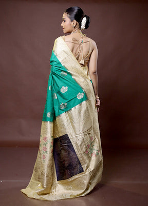 Green Dupion Silk Saree With Blouse Piece