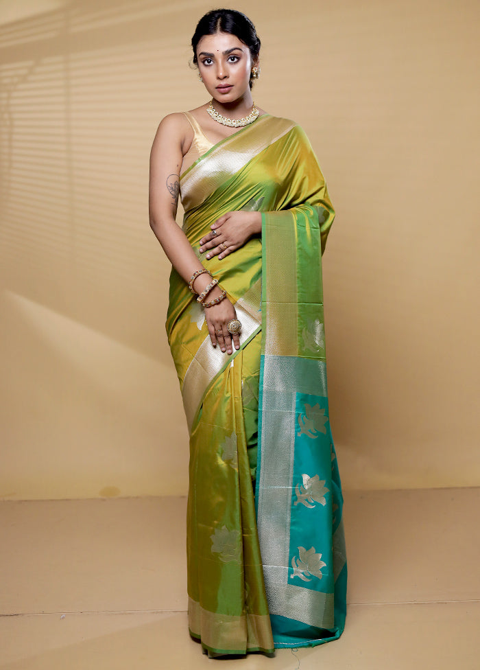 Green Dupion Silk Saree With Blouse Piece