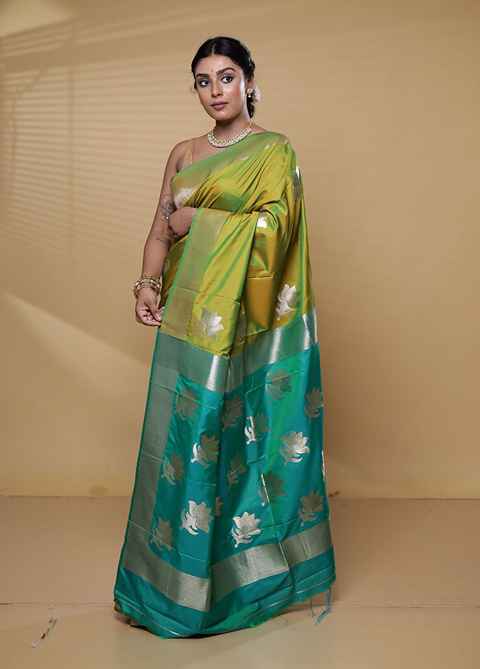 Green Dupion Silk Saree With Blouse Piece