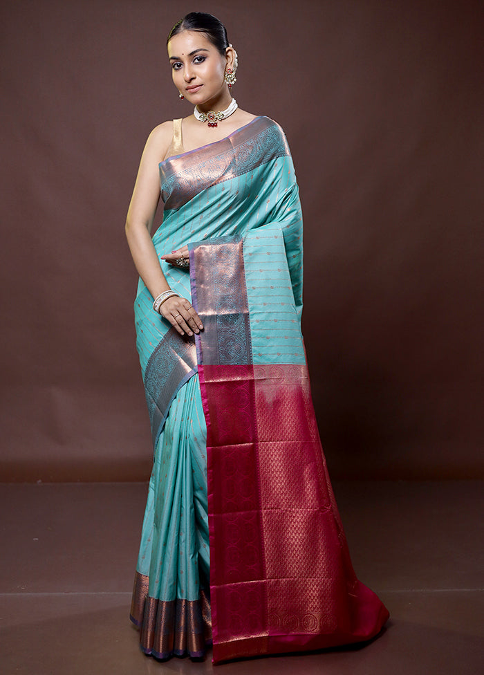 Green Kanjivaram Silk Saree With Blouse Piece