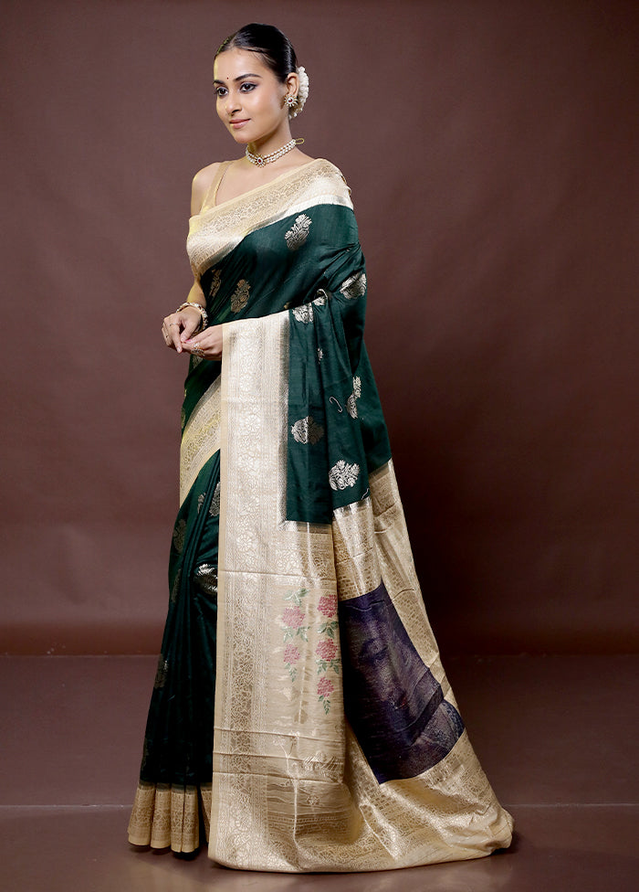 Green Dupion Silk Saree With Blouse Piece