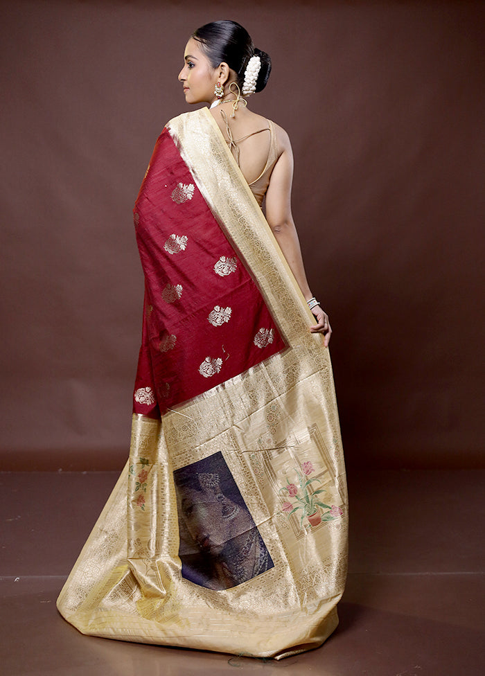 Red Dupion Silk Saree With Blouse Piece