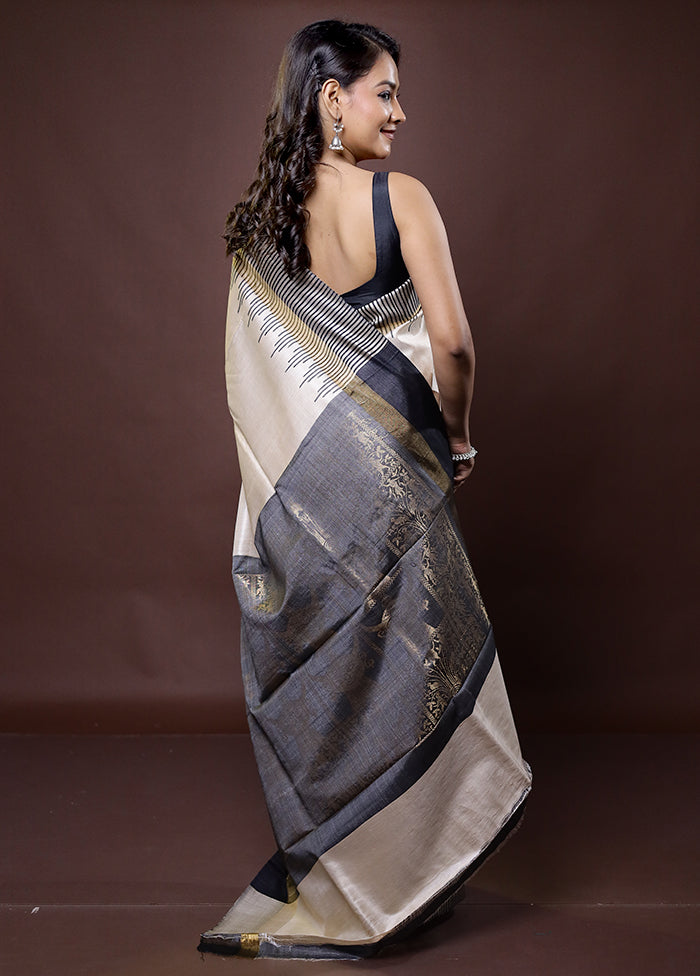 Cream Handloom Tussar Pure Silk Saree With Blouse Piece