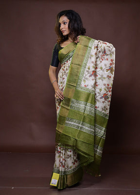 Cream Tussar Silk Saree With Blouse Piece