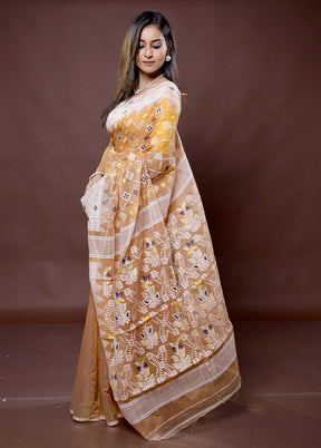 Cream Tant Jamdani Saree Without Blouse Piece