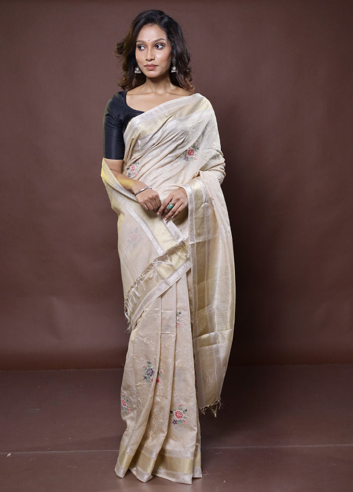 Cream Handloom Tussar Pure Silk Saree With Blouse Piece