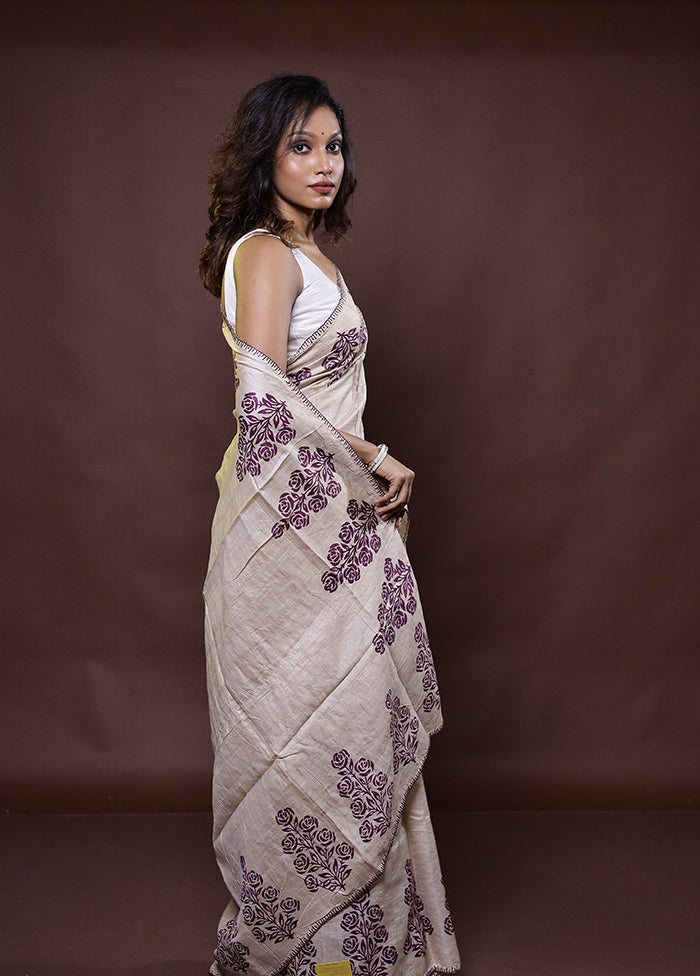 Cream Handloom Tussar Pure Silk Saree With Blouse Piece