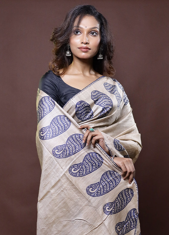 Cream Handloom Tussar Pure Silk Saree With Blouse Piece