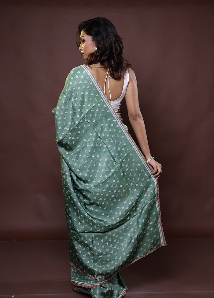 Green Handloom Tussar Pure Silk Saree With Blouse Piece