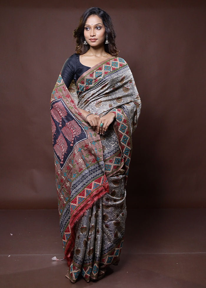 Cream Handloom Tussar Pure Silk Saree With Blouse Piece