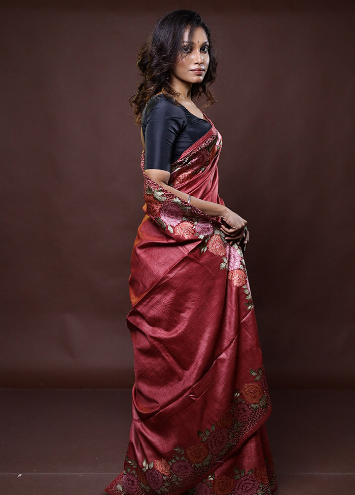 Maroon Handloom Tussar Pure Silk Saree With Blouse Piece