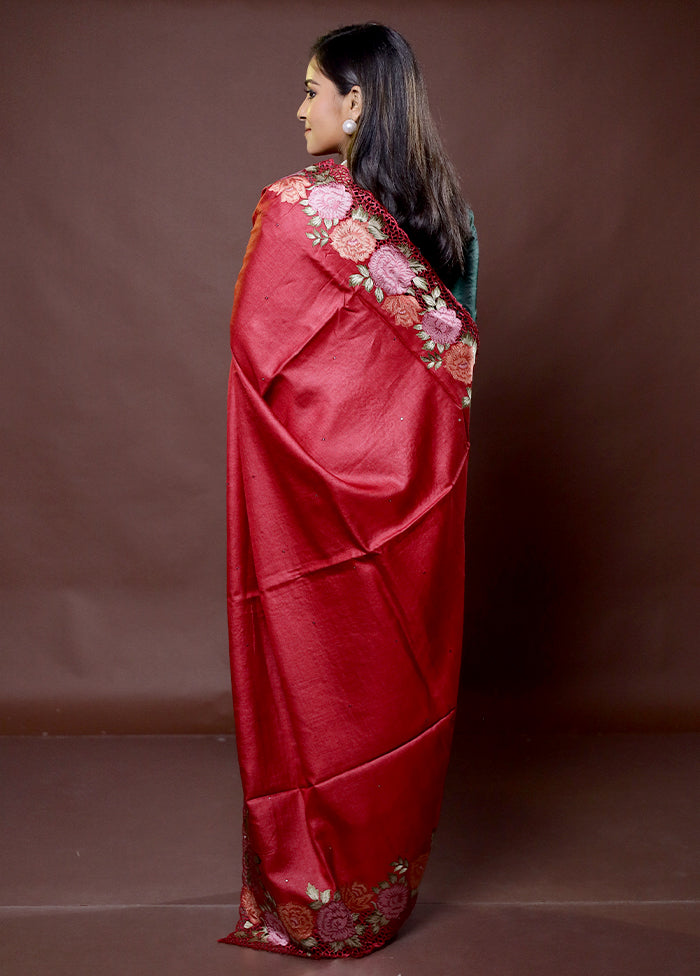 Maroon Handloom Tussar Pure Silk Saree With Blouse Piece