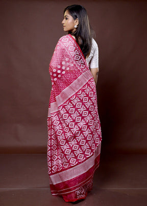 Pink Tant Jamdani Saree Without Blouse Piece