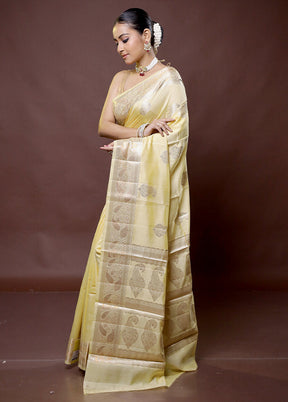 Cream Dupion Silk Saree With Blouse Piece