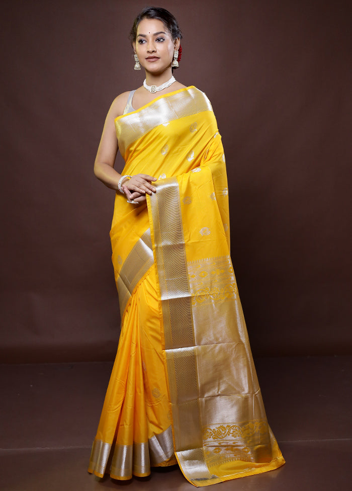 Yellow Kanjivaram Silk Saree With Blouse Piece