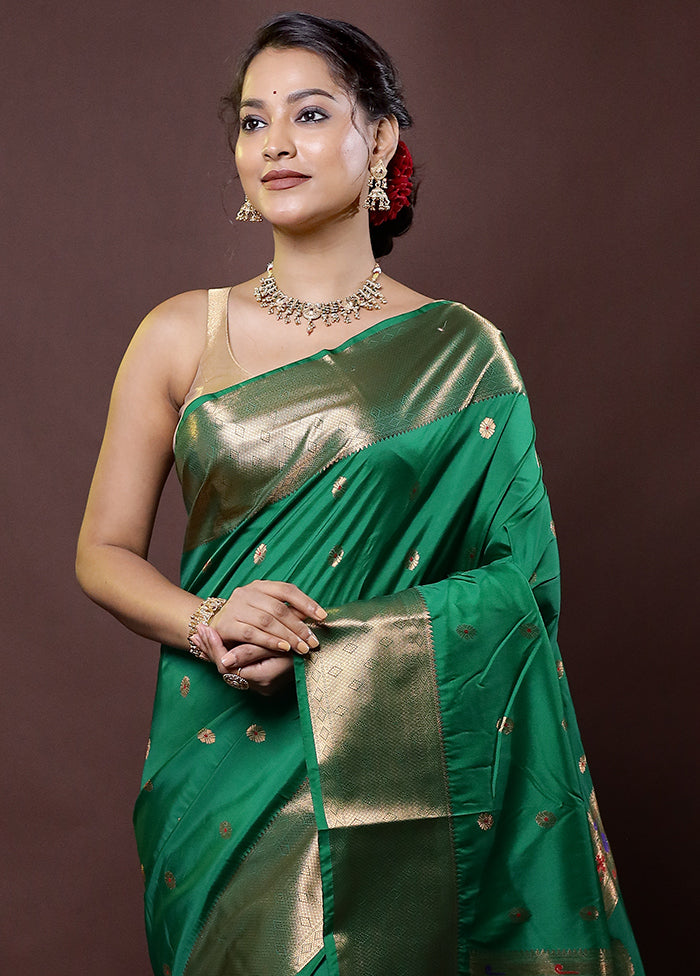 Green Kanjivaram Silk Saree With Blouse Piece