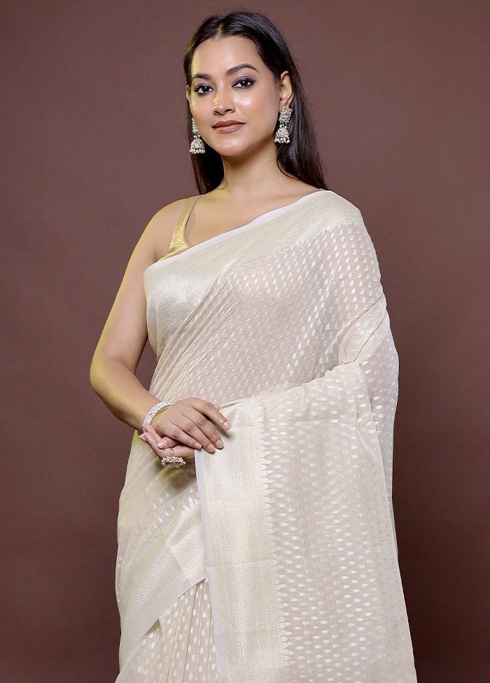 White Kora Silk Saree With Blouse Piece