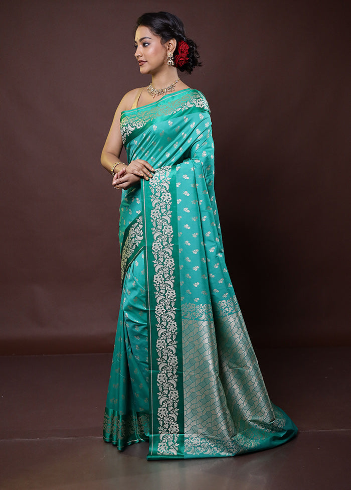 Green Dupion Silk Saree With Blouse Piece