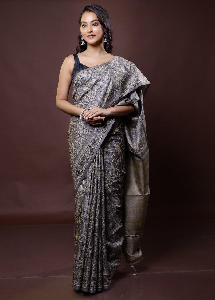 Cream Handloom Tussar Pure Silk Saree With Blouse Piece