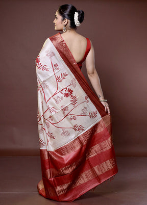 Cream Handloom Tussar Pure Silk Saree With Blouse Piece