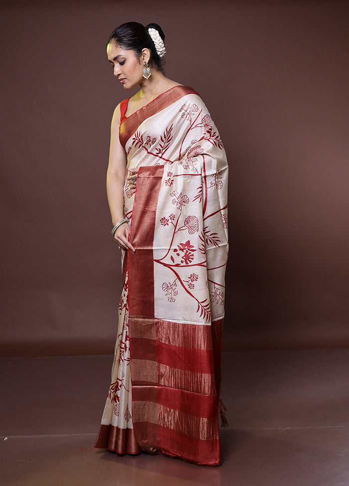 Cream Handloom Tussar Pure Silk Saree With Blouse Piece