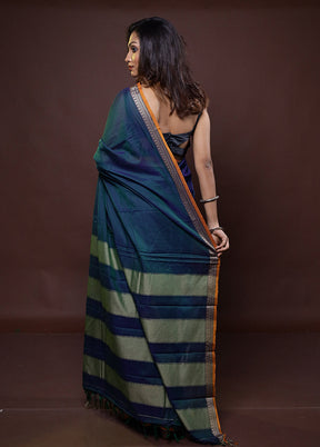 Blue Cotton Saree With Blouse Piece