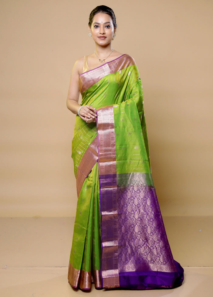 Green Handloom Kanjivaram Pure Silk Saree With Blouse Piece