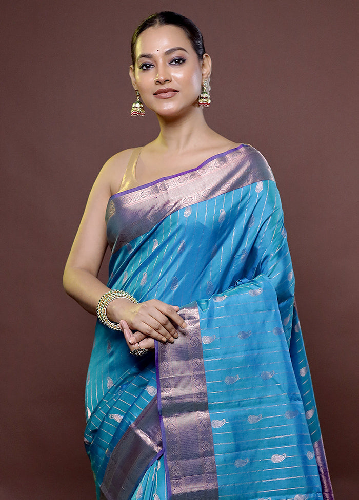 Blue Handloom Kanjivaram Pure Silk Saree With Blouse Piece