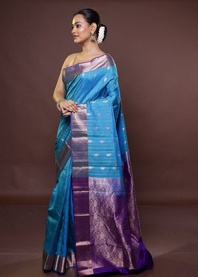 Blue Handloom Kanjivaram Pure Silk Saree With Blouse Piece