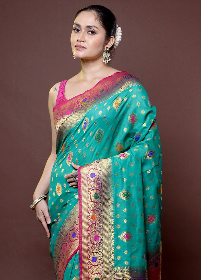 Green Dupion Silk Saree With Blouse Piece