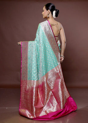 Green Tanchoi Silk Saree With Blouse Piece