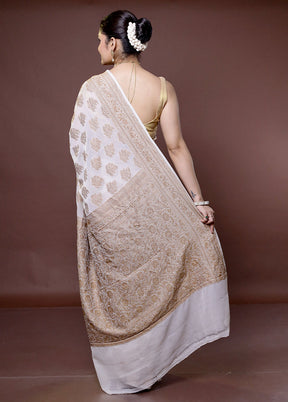 White Handloom Pure Georgette Saree With Blouse Piece