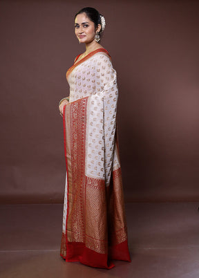 White Handloom Pure Georgette Saree With Blouse Piece