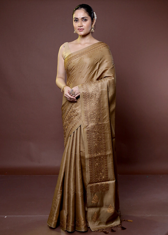 Cream Tussar Silk Saree With Blouse Piece