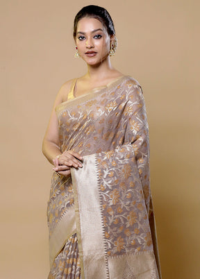 Grey Kora Silk Saree With Blouse Piece