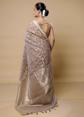 Grey Kora Silk Saree With Blouse Piece