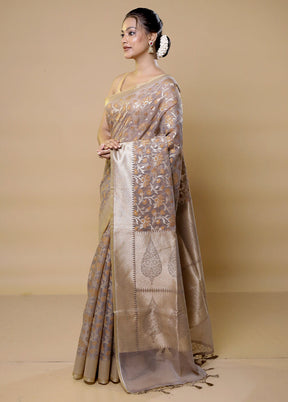 Grey Kora Silk Saree With Blouse Piece