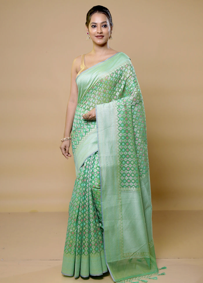 Green Pure Cotton Saree With Blouse Piece