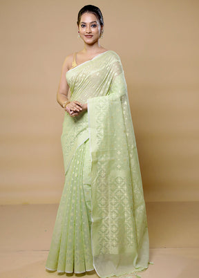 Green Pure Cotton Saree With Blouse Piece