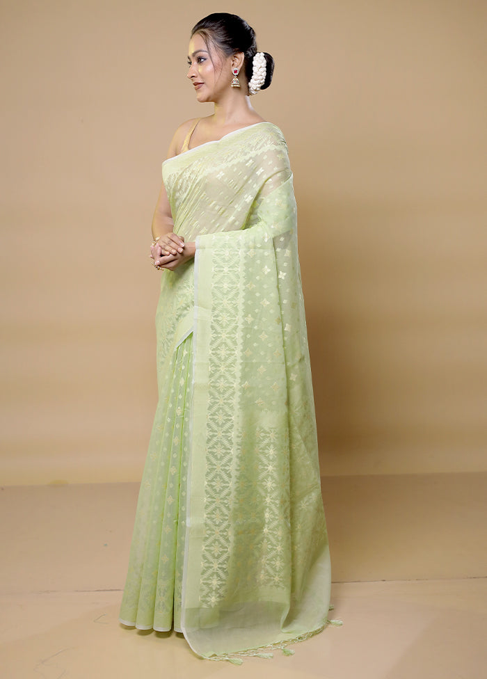 Green Pure Cotton Saree With Blouse Piece