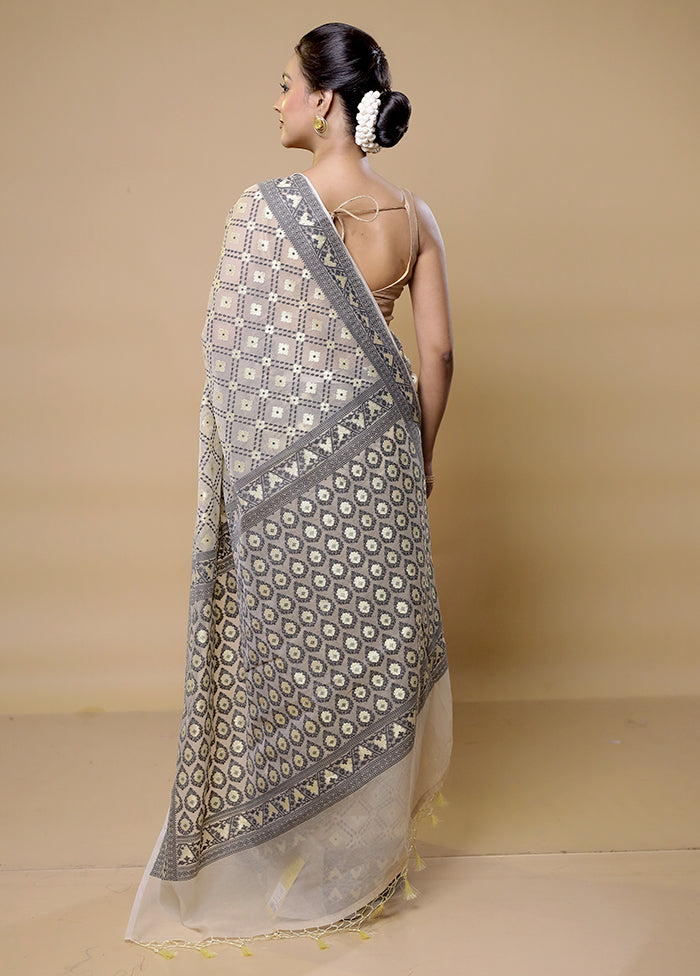 White Pure Cotton Saree With Blouse Piece