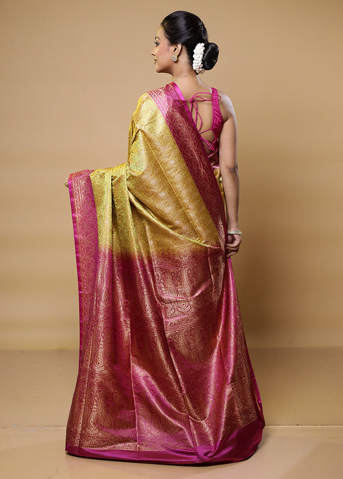 Green Tanchoi Silk Saree With Blouse Piece