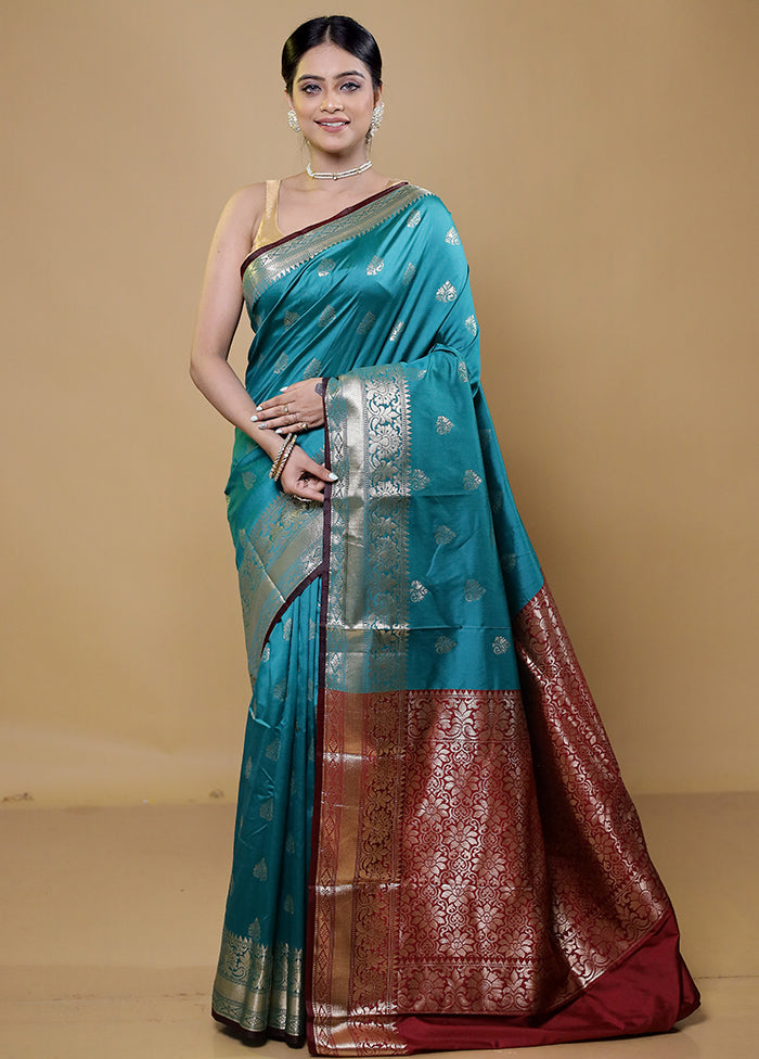 Green Katan Silk Saree With Blouse Piece