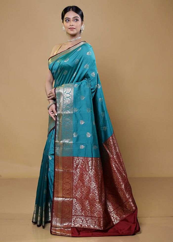 Green Katan Silk Saree With Blouse Piece